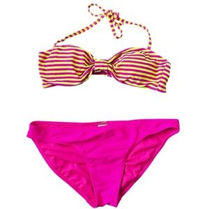 Old Navy Women’s Swimsuit Set
